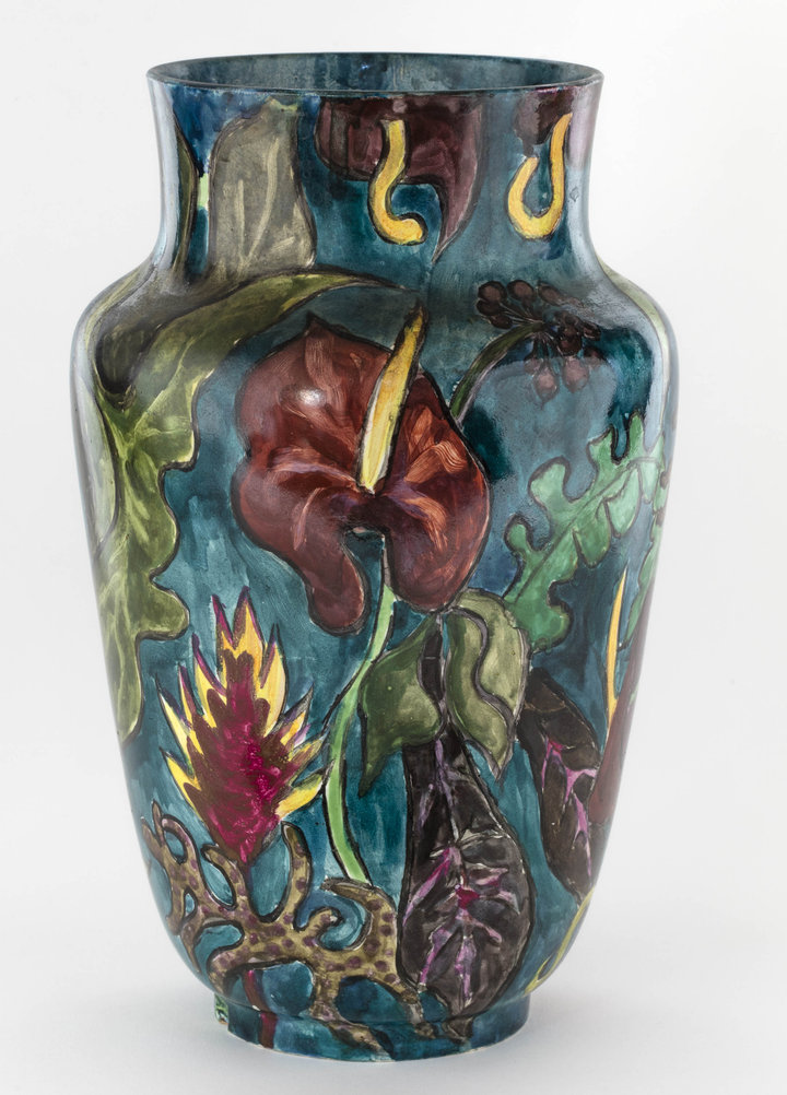 Maria Sergeevna Botkina, decorated ceramic vase, c. 1900. Glazed ceramics, 30 × 19 cm. Private collection