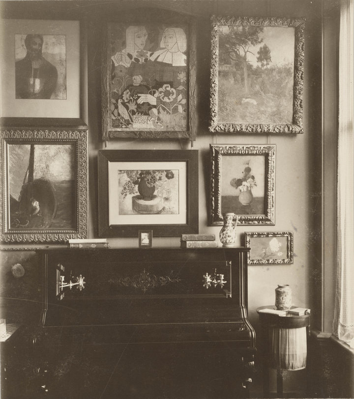 The interior of Andries Bonger’s home at Stadhouderskade 56, Amsterdam, 1904. Rijksmuseum, Amsterdam, Andries Bonger Archive, S. Crommelin Bequest